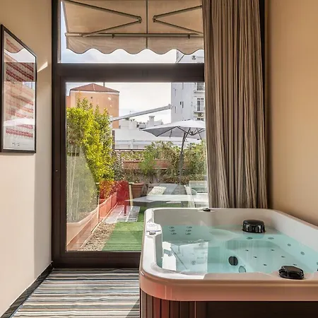 Snob Luxury Maison d'hôtes 2*