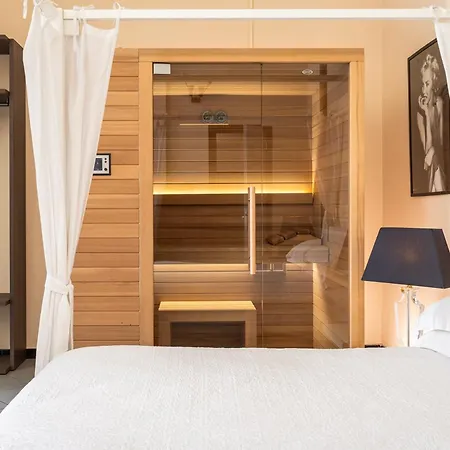 Pensionat Snob Luxury 2*