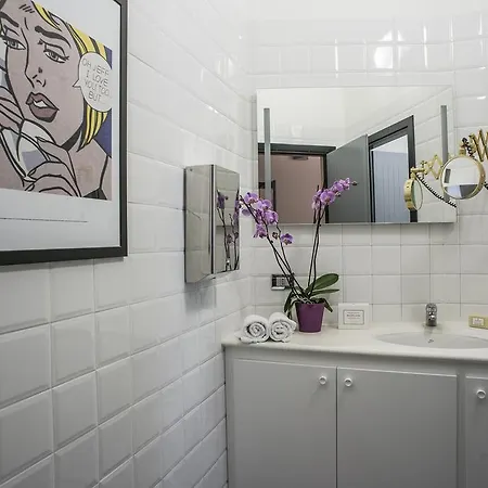 Snob Luxury 2* Cagliari